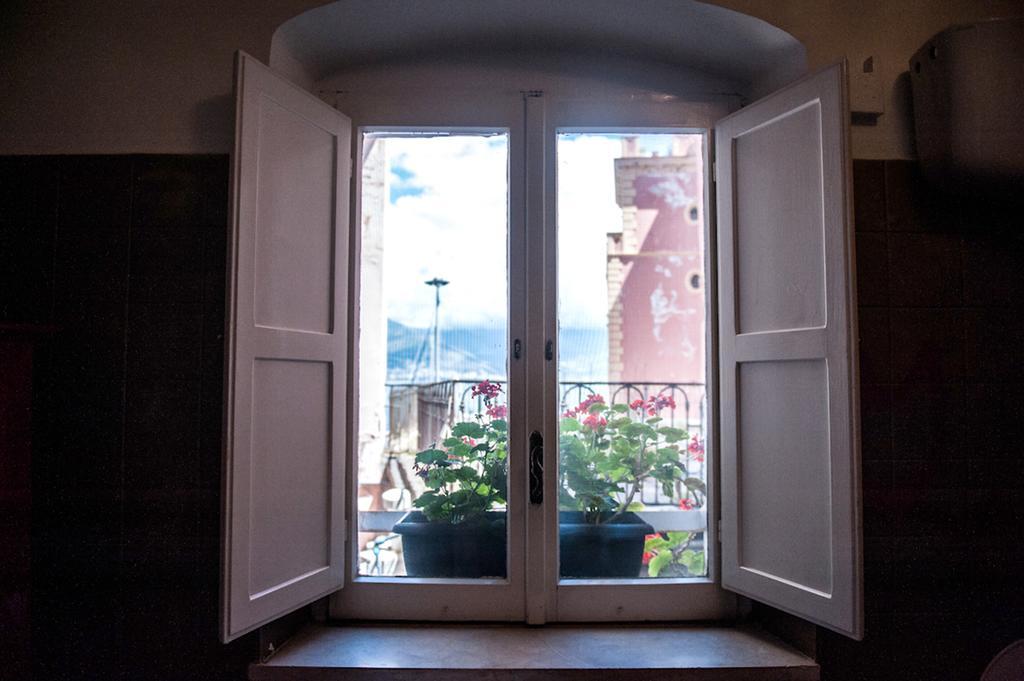 Almayer La Locanda Gaeta Rum bild