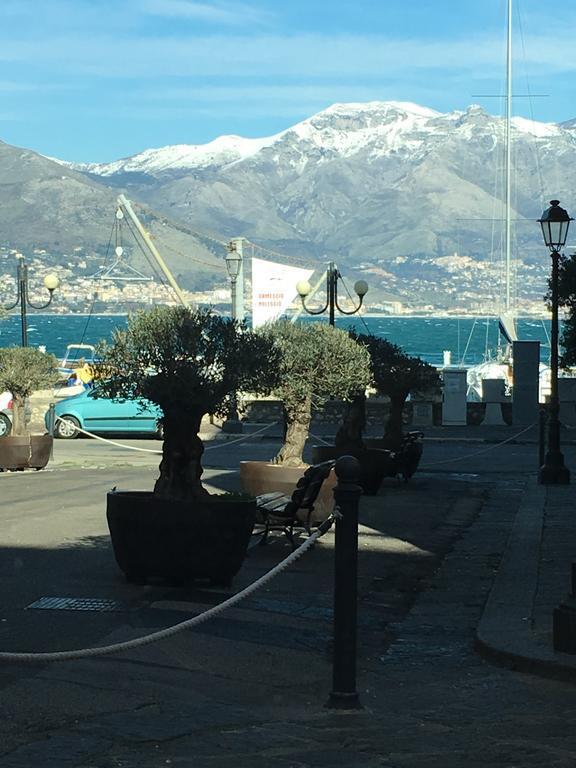 Almayer La Locanda Gaeta Exteriör bild