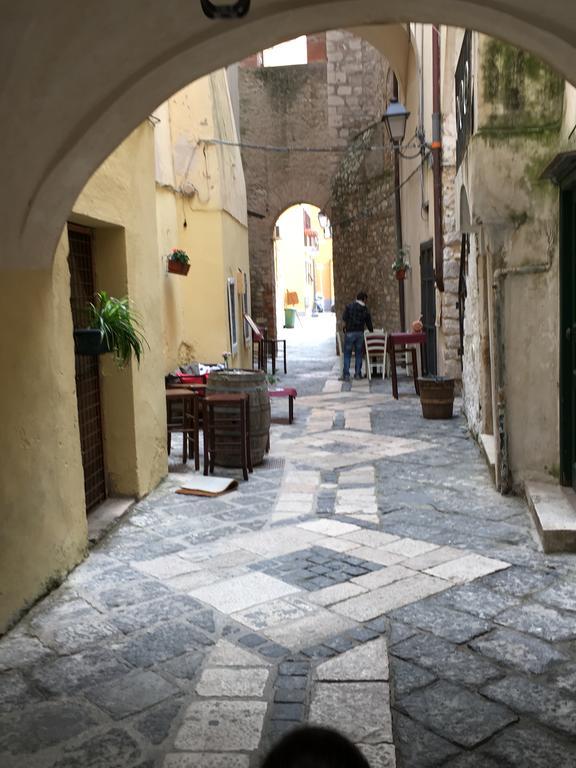 Almayer La Locanda Gaeta Exteriör bild